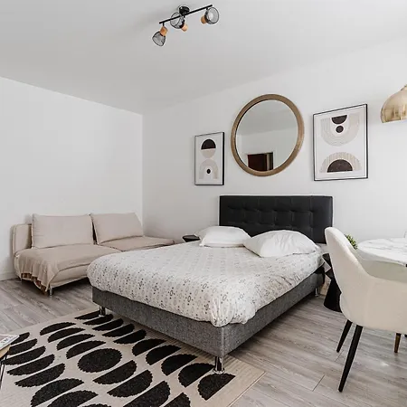 Bright 3p - Close To