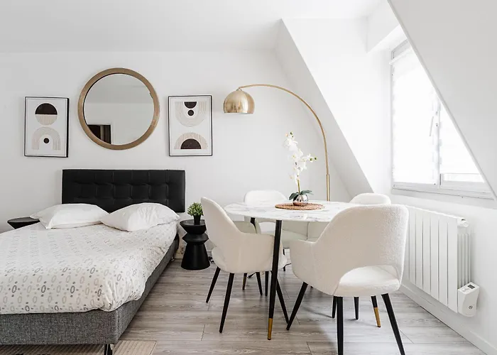 Bright 3p - Close To * Deauville