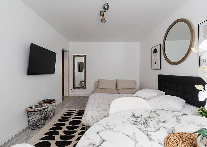 Bright 3p - Close To Deauville